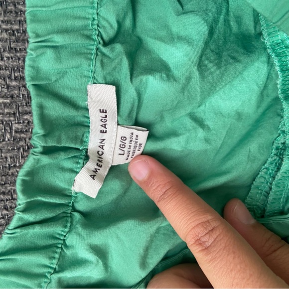 American Eagle Top - Picture 2 of 2